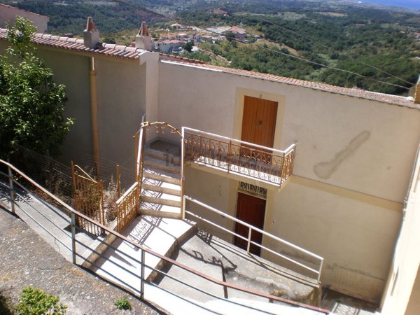 casa indipendente in vendita a Santa Domenica Talao