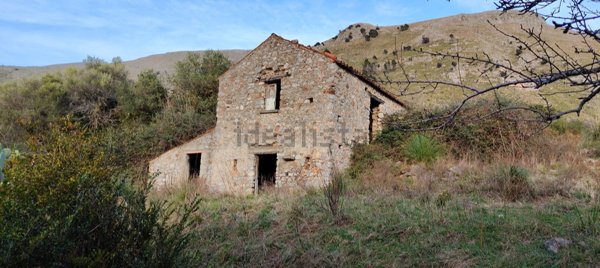 appartamento in vendita a Santa Domenica Talao
