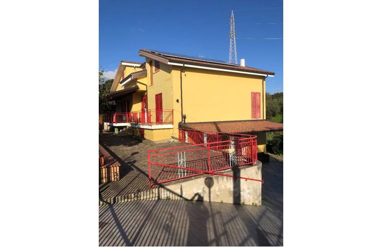 casa indipendente in vendita a Santa Domenica Talao