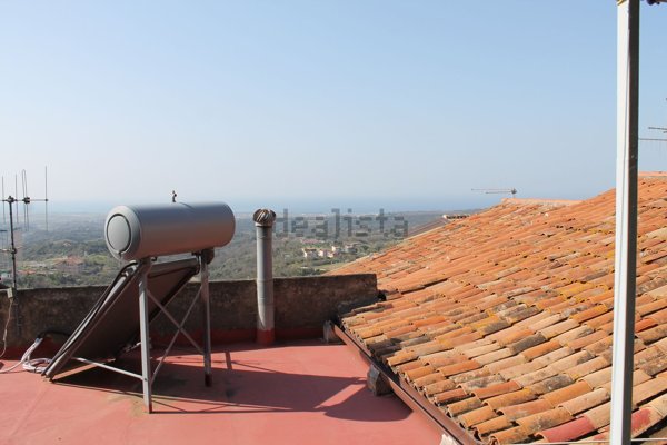 casa indipendente in vendita a Santa Domenica Talao