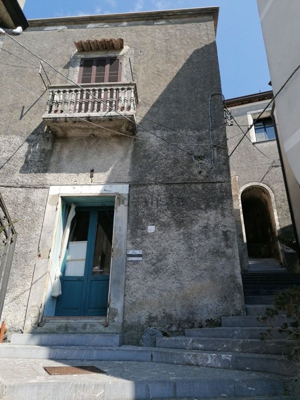 negozio in vendita a Santa Domenica Talao