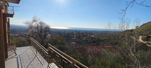 appartamento in vendita a Santa Domenica Talao