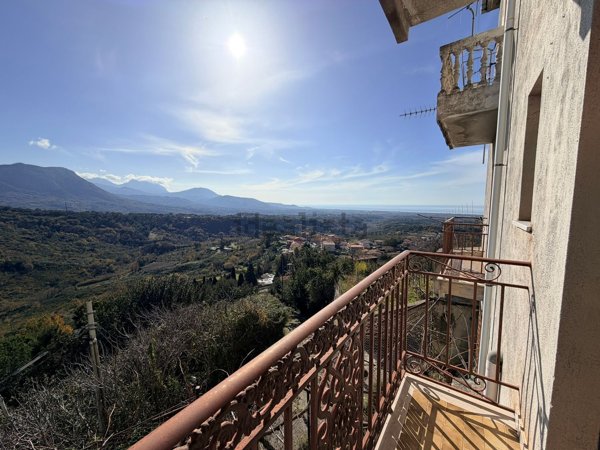appartamento in vendita a Santa Domenica Talao