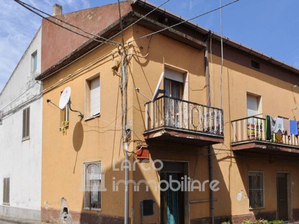 casa indipendente in vendita a Santa Maria del Cedro