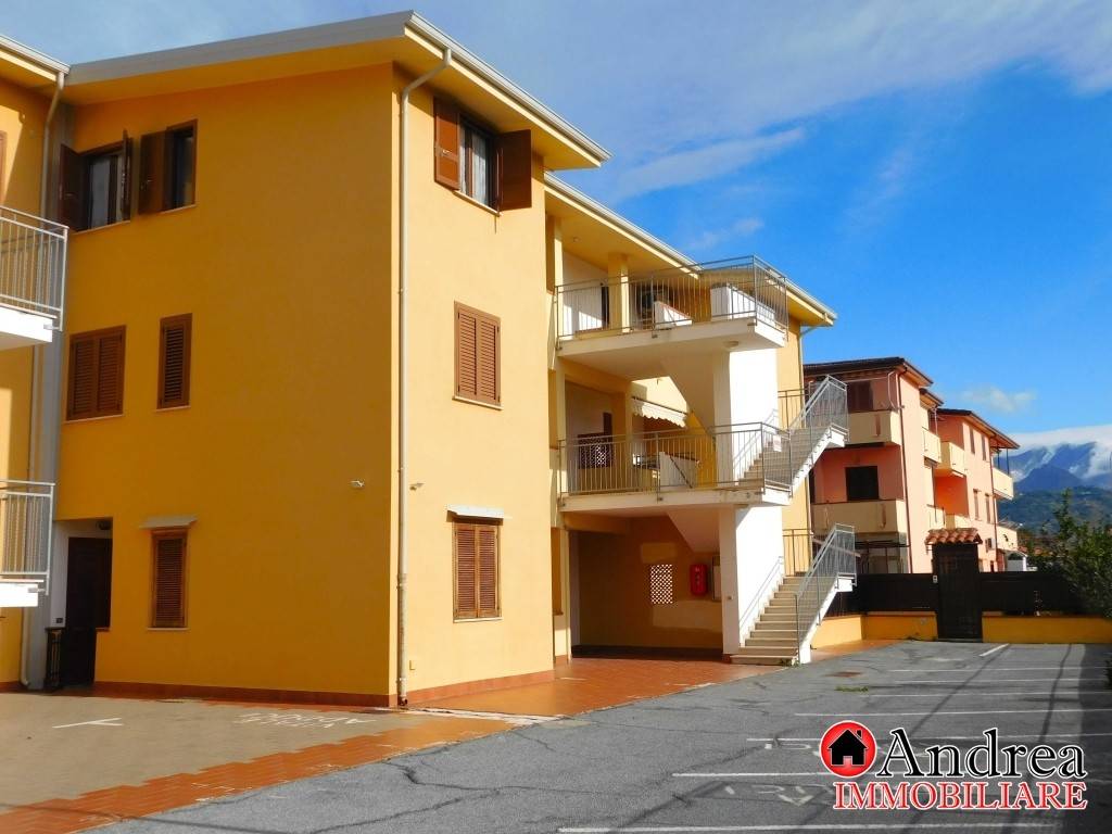 appartamento in vendita a Santa Maria del Cedro