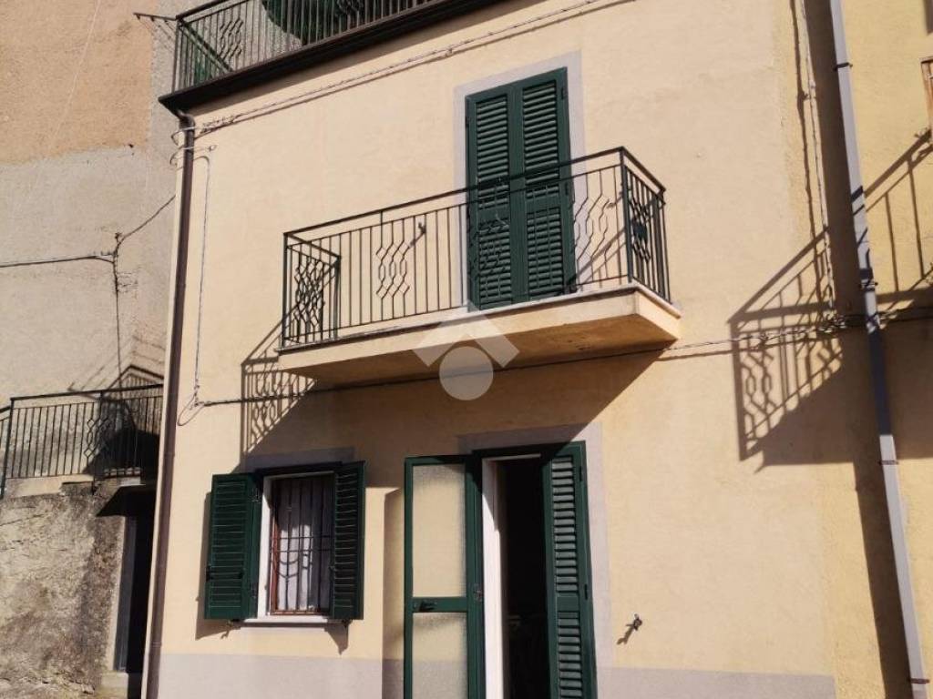 casa semindipendente in vendita a Santa Maria del Cedro