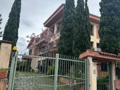 casa indipendente in vendita a Santa Maria del Cedro in zona Marcellina