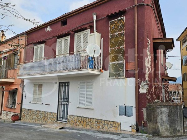 appartamento in vendita a Santa Maria del Cedro