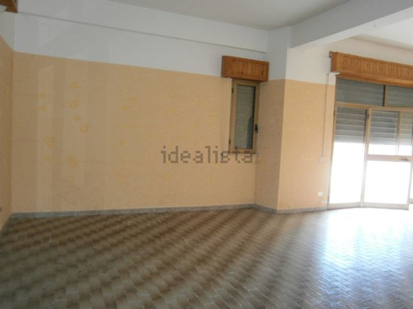 locale di sgombero in vendita a Santa Maria del Cedro