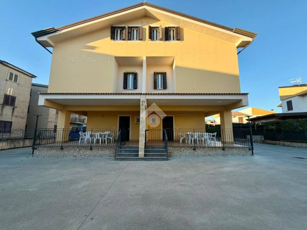 casa indipendente in vendita a Santa Maria del Cedro