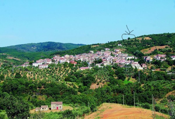 casale in vendita a Santa Sofia d'Epiro
