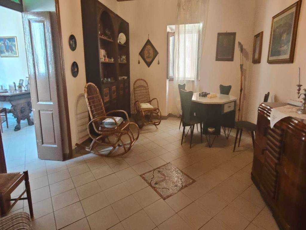 casa indipendente in vendita a Santo Stefano di Rogliano