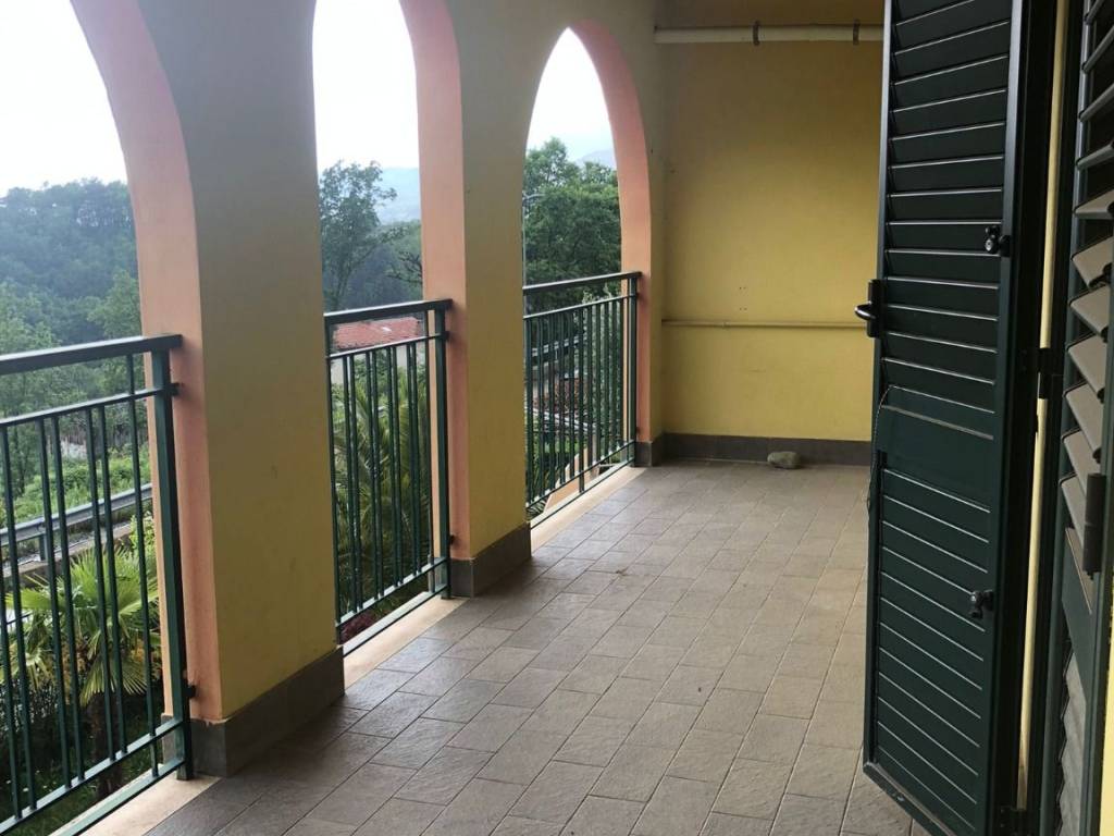 casa indipendente in vendita a Santo Stefano di Rogliano