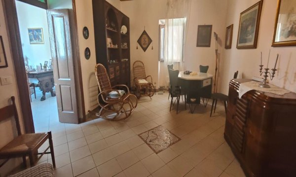 casa indipendente in vendita a Santo Stefano di Rogliano