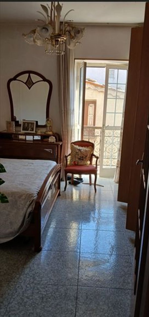 casa indipendente in vendita a Santo Stefano di Rogliano