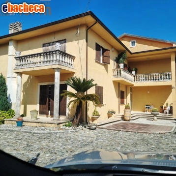 casa indipendente in vendita a San Vincenzo La Costa