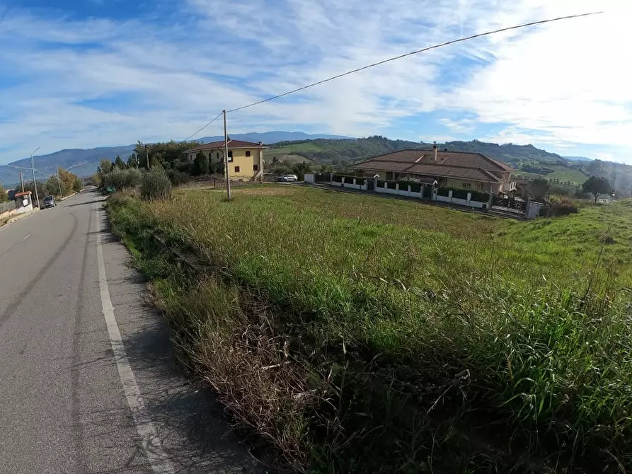 casa indipendente in vendita a San Vincenzo La Costa