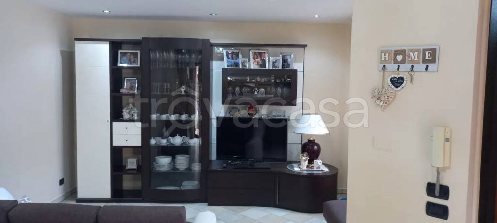 casa indipendente in vendita a San Vincenzo La Costa