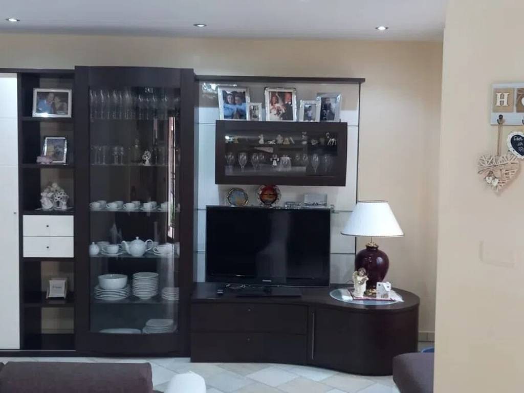 casa indipendente in vendita a San Vincenzo La Costa