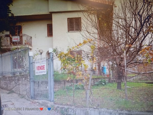 casa indipendente in vendita a San Vincenzo La Costa