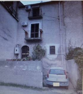 casa indipendente in vendita a San Vincenzo La Costa