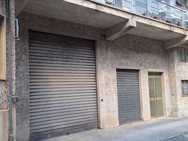 negozio in vendita a Saracena