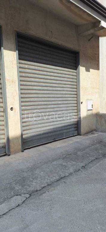 locale di sgombero in vendita a Saracena