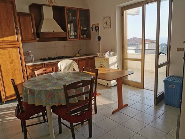 casa indipendente in vendita a Scalea