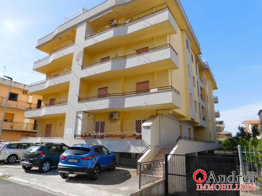 appartamento in vendita a Scalea