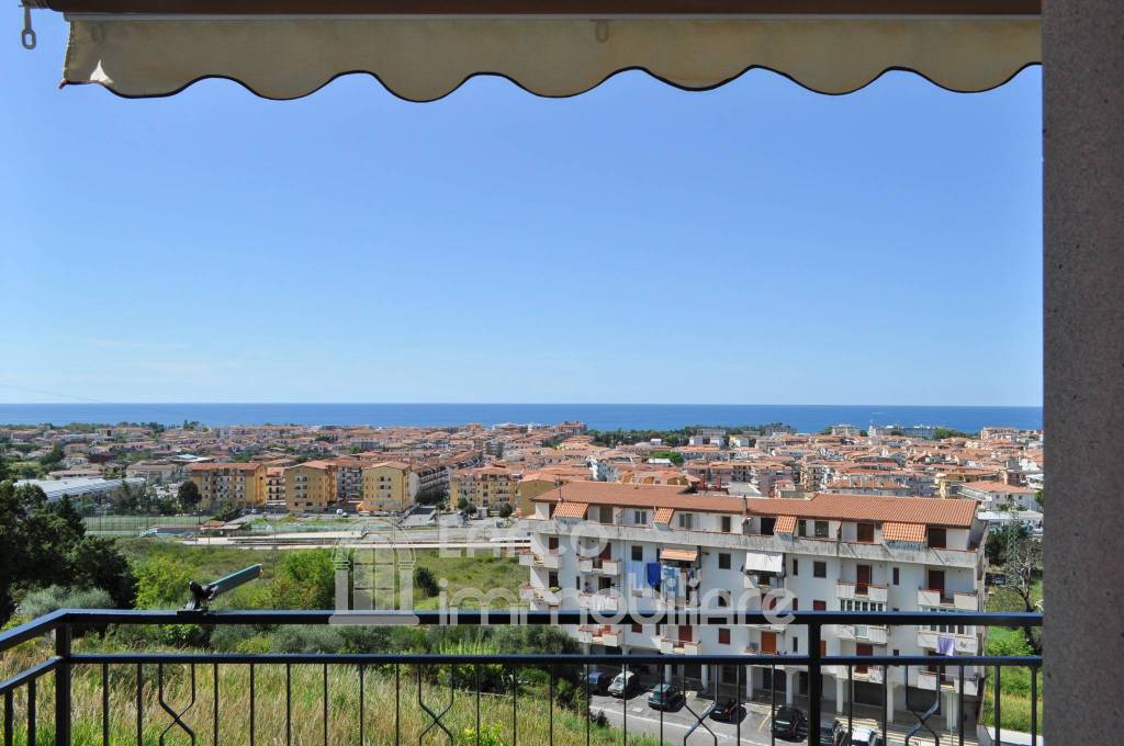 appartamento in vendita a Scalea