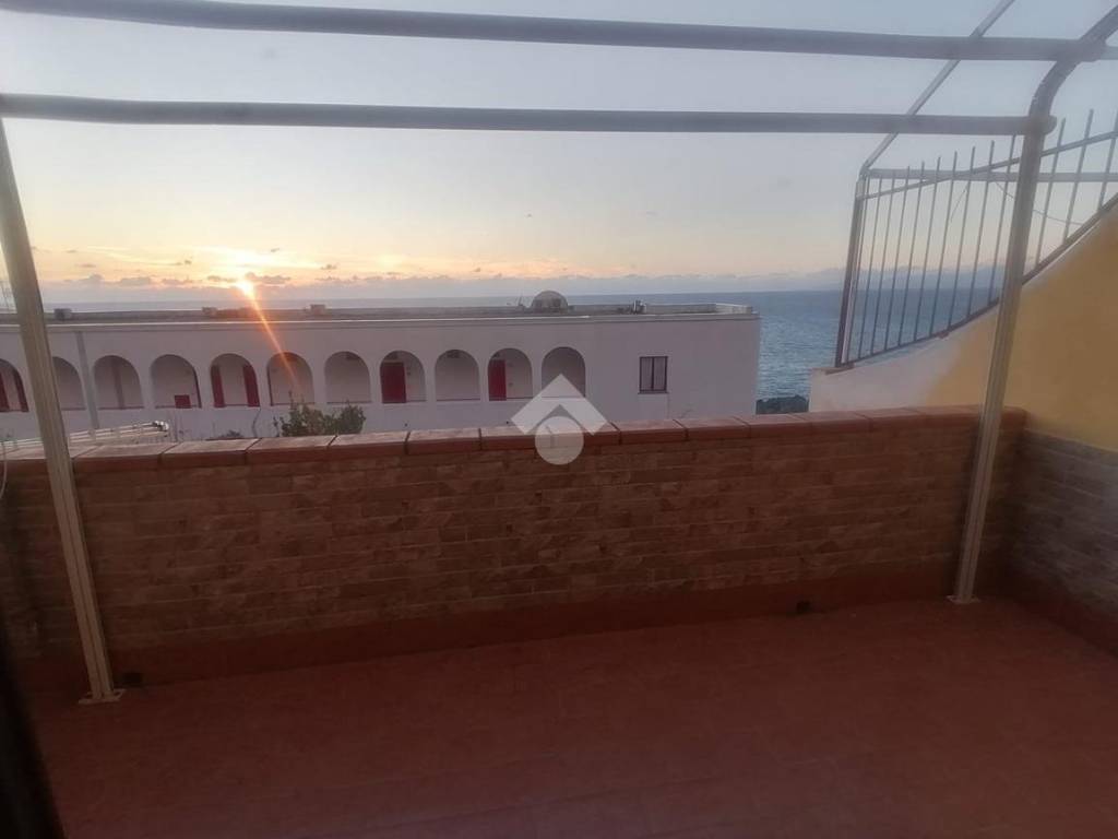 casa indipendente in vendita a Scalea