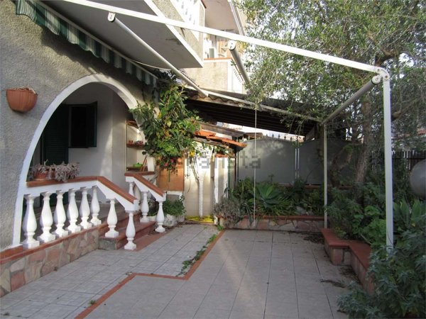 casa indipendente in vendita a Scalea