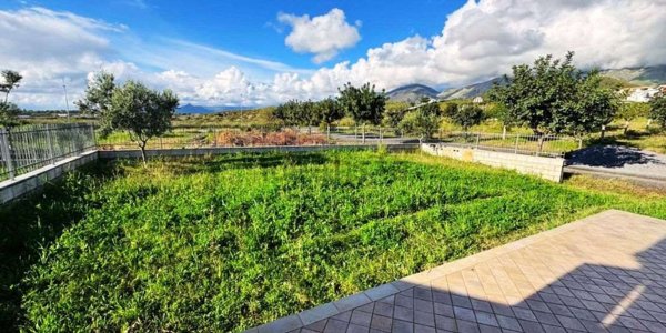 casa indipendente in vendita a Scalea