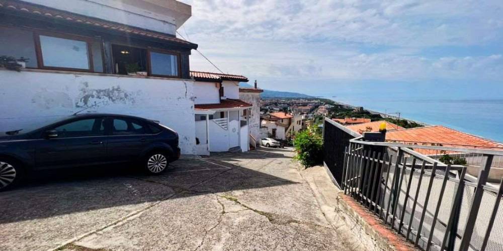 appartamento in vendita a Scalea