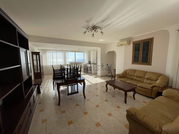 casa semindipendente in vendita a Scalea