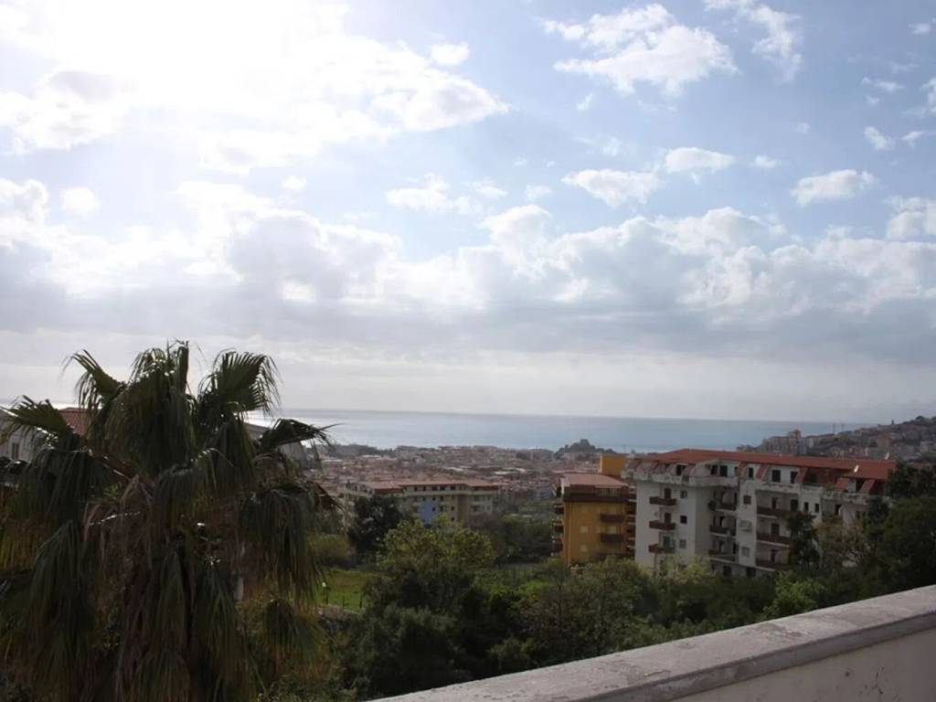 appartamento in vendita a Scalea