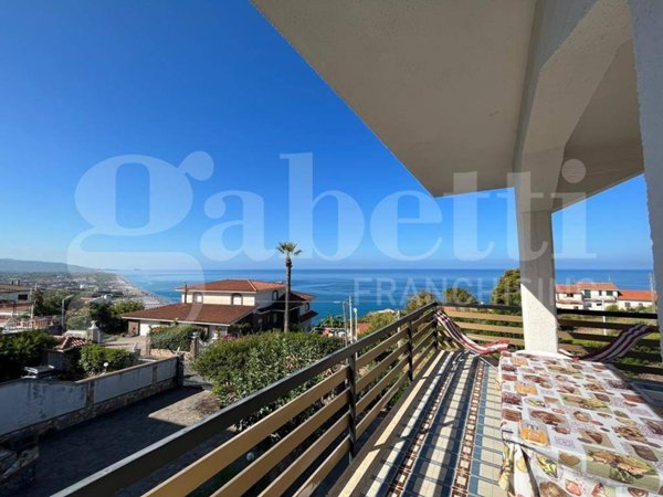 appartamento in vendita a Scalea