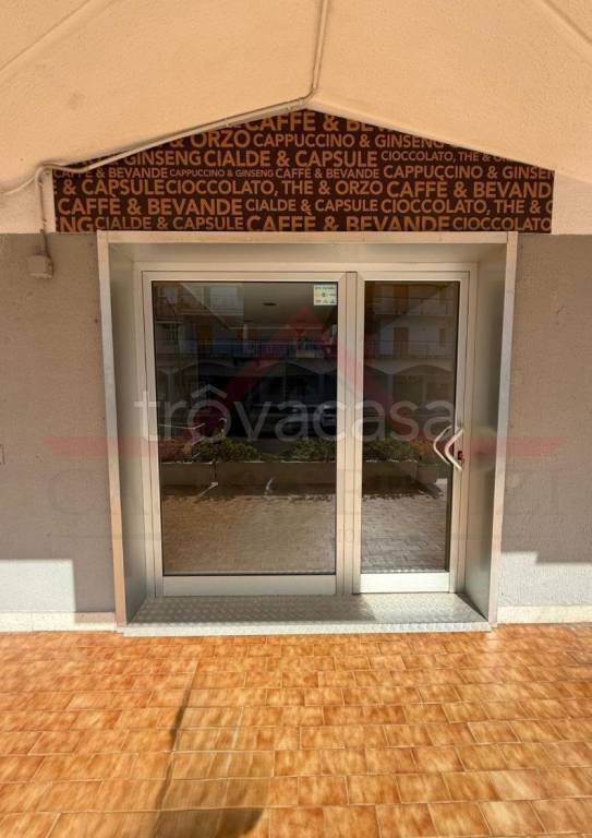 negozio in vendita a Scalea