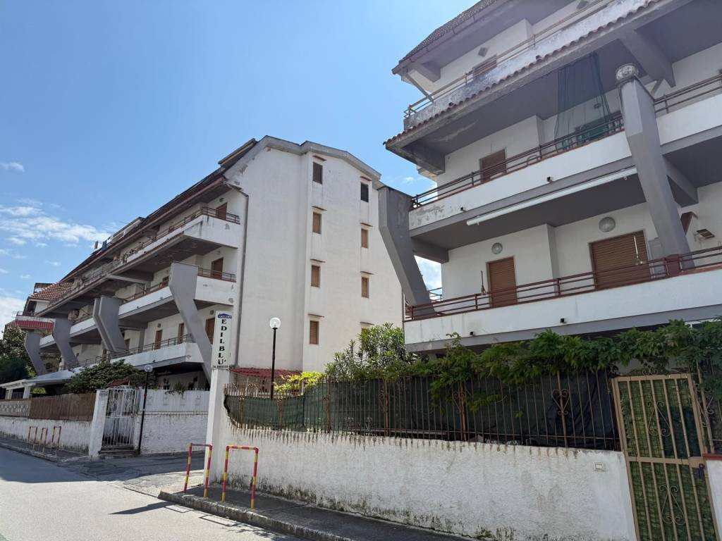 appartamento in vendita a Scalea