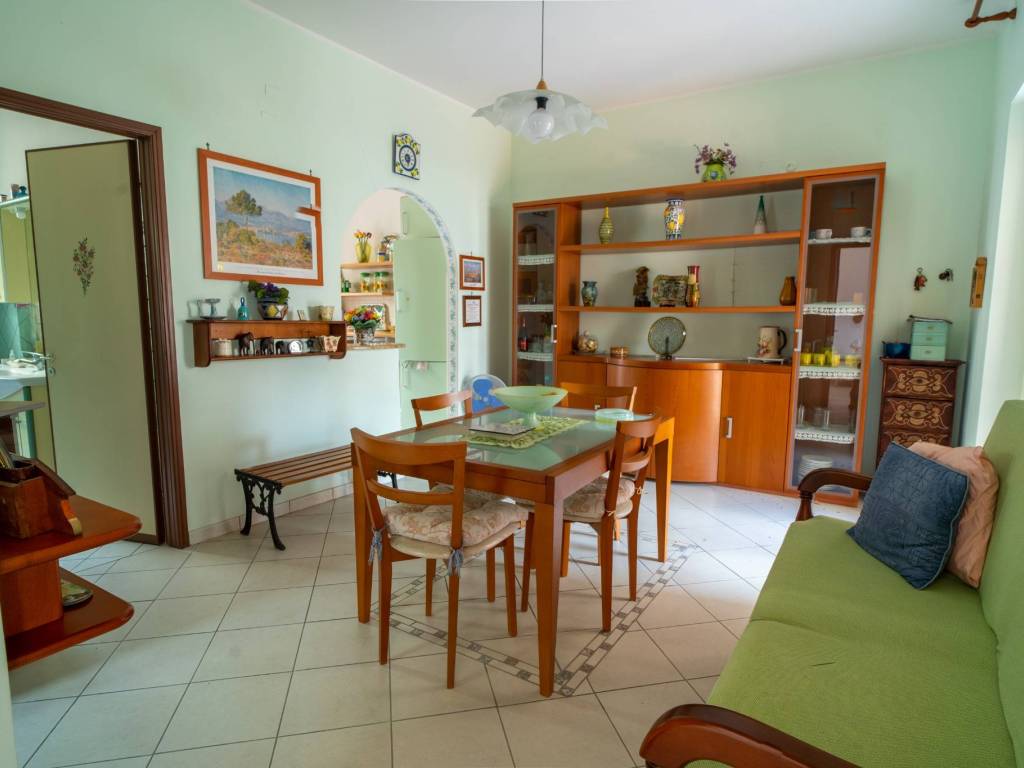 casa indipendente in vendita a Scalea