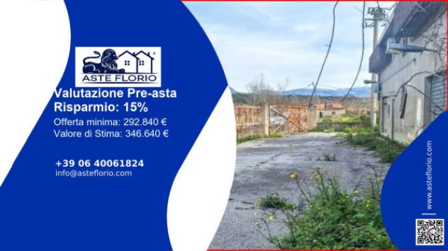 locale commerciale in vendita a Scalea