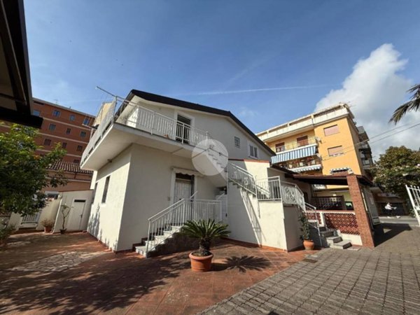 casa indipendente in vendita a Scalea