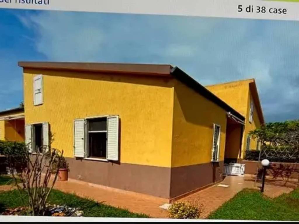 casa indipendente in vendita a Scalea