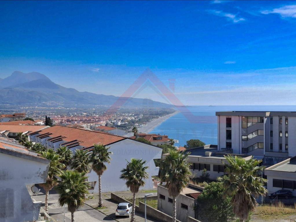 appartamento in vendita a Scalea