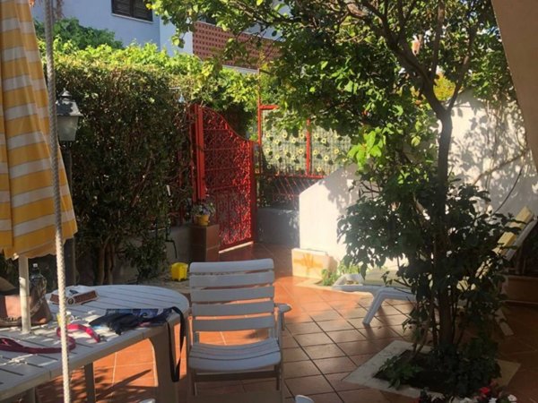 casa indipendente in vendita a Scalea