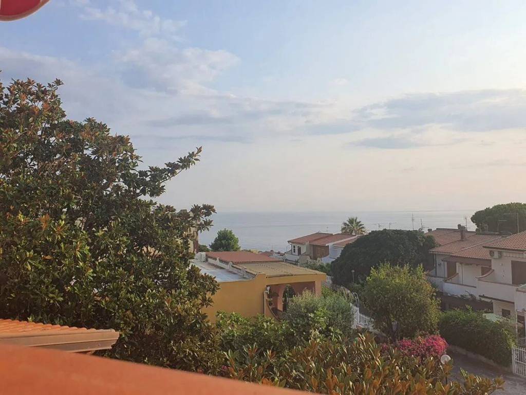 casa indipendente in vendita a Scalea