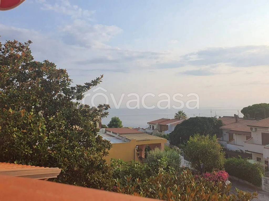 casa indipendente in vendita a Scalea