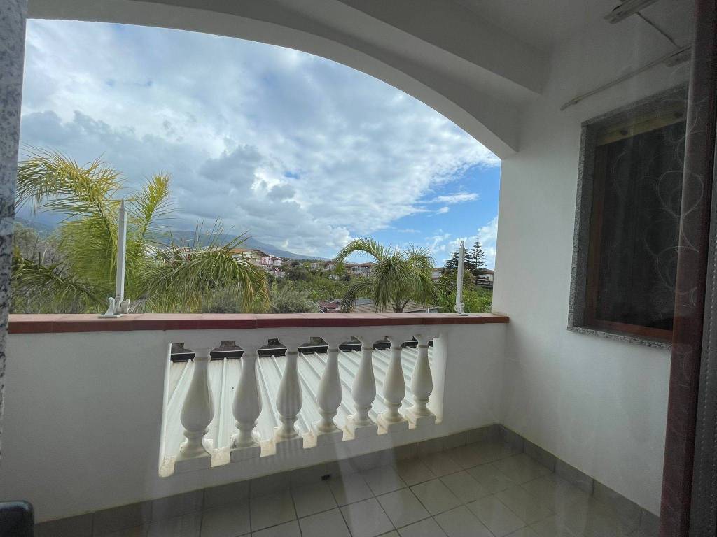 casa indipendente in vendita a Scalea