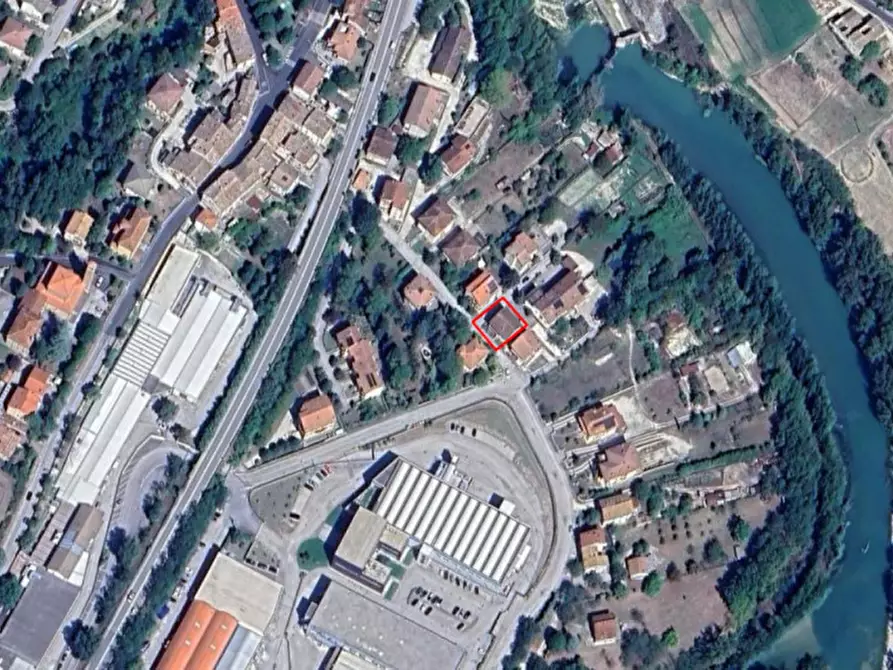 locale di sgombero in vendita a Scalea