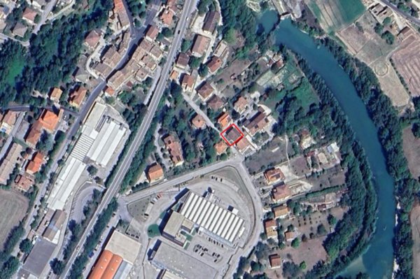 locale di sgombero in vendita a Scalea